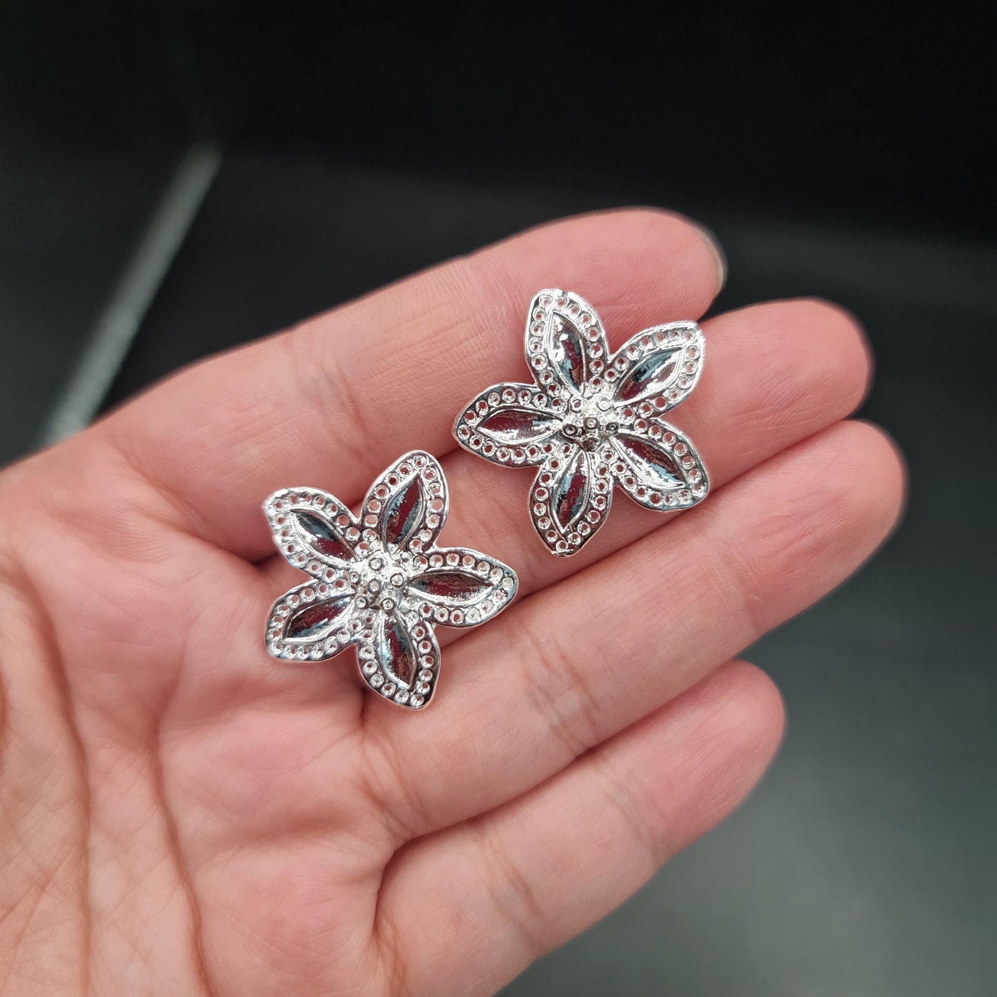 Aros Flores Diseño en Hojas