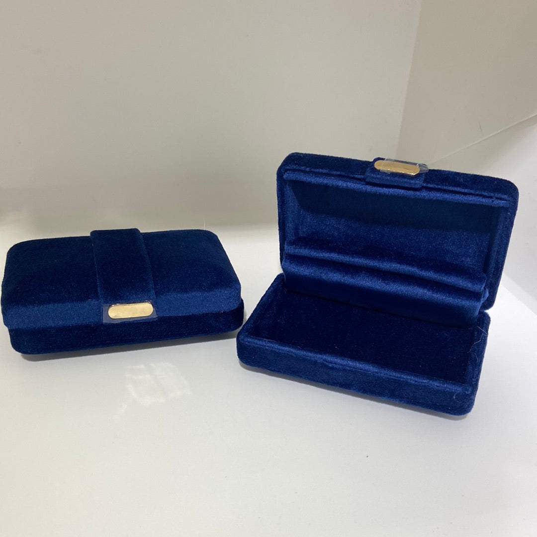 CAJA ARGOLLAS