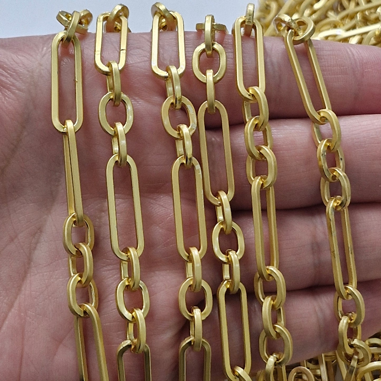 Cadena dorada matte Eslabón tres en uno