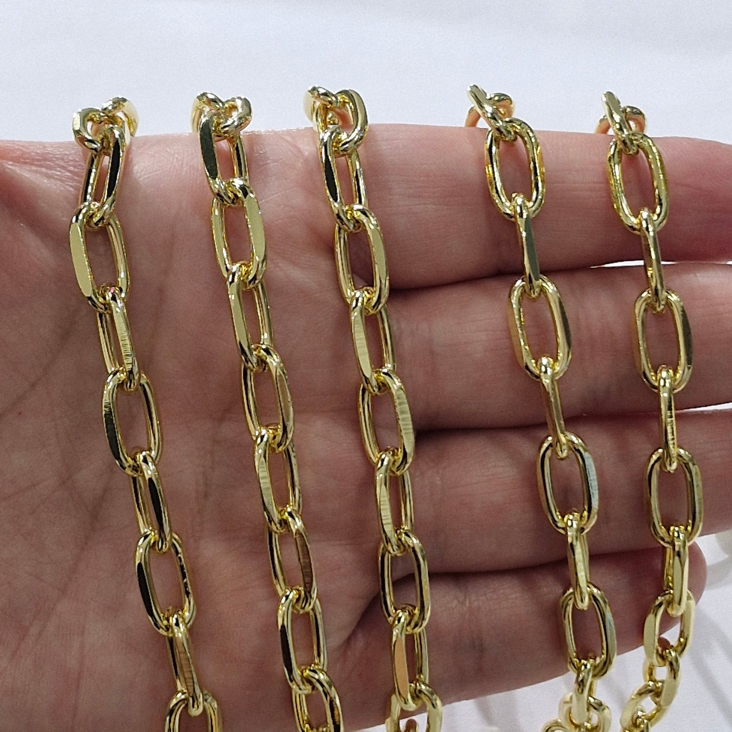 Cadena Dorada Eslabón Ovalado diseño en lados