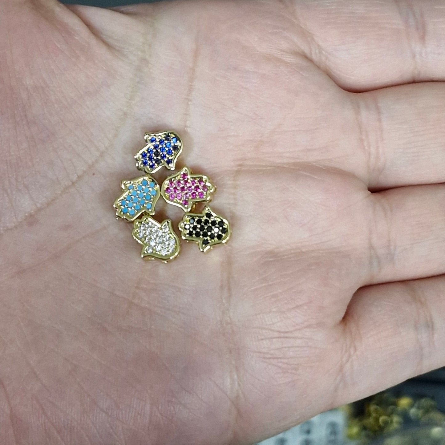 separador mano de Fátima circon variedad