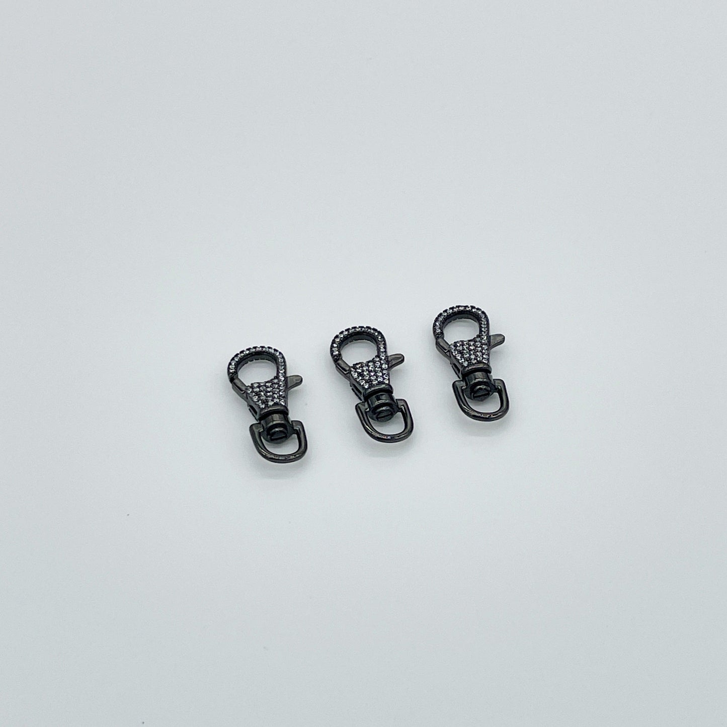 BR49D - BROCHE CON CIRCONES