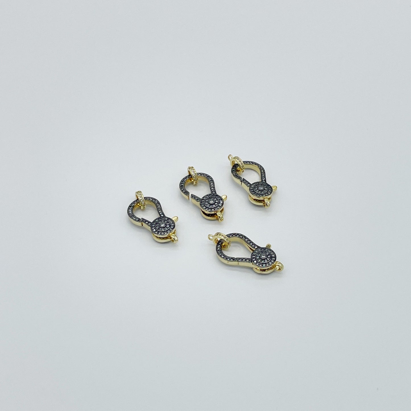 BR53G - BROCHE CON CIRCONES