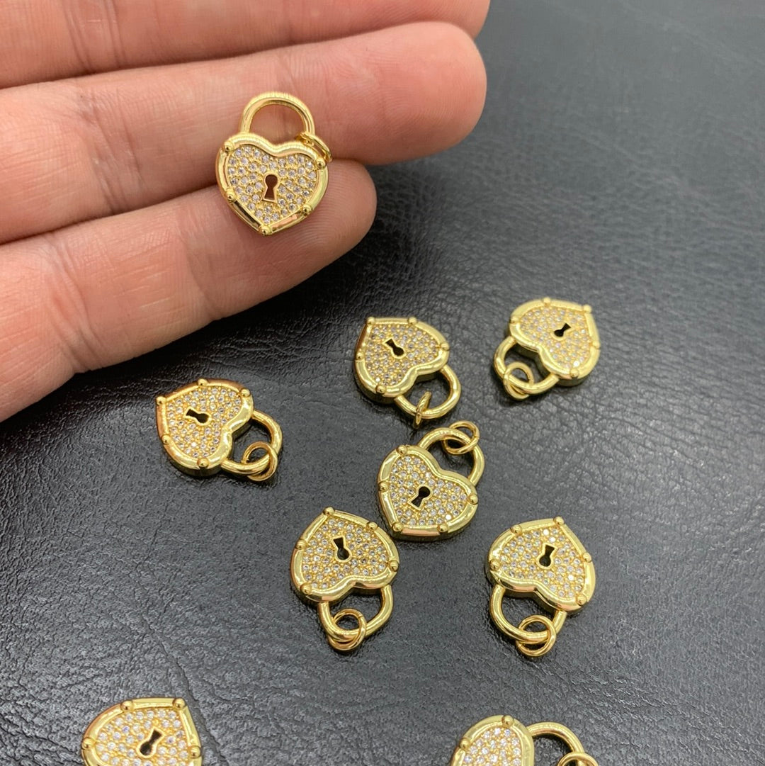 MC99 - COLGANTE CORAZÓN CON CIRCONES