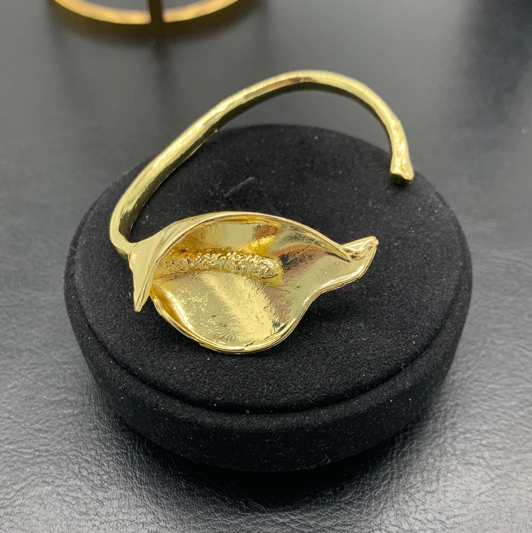 ESCD08 - ESCLAVA CALA