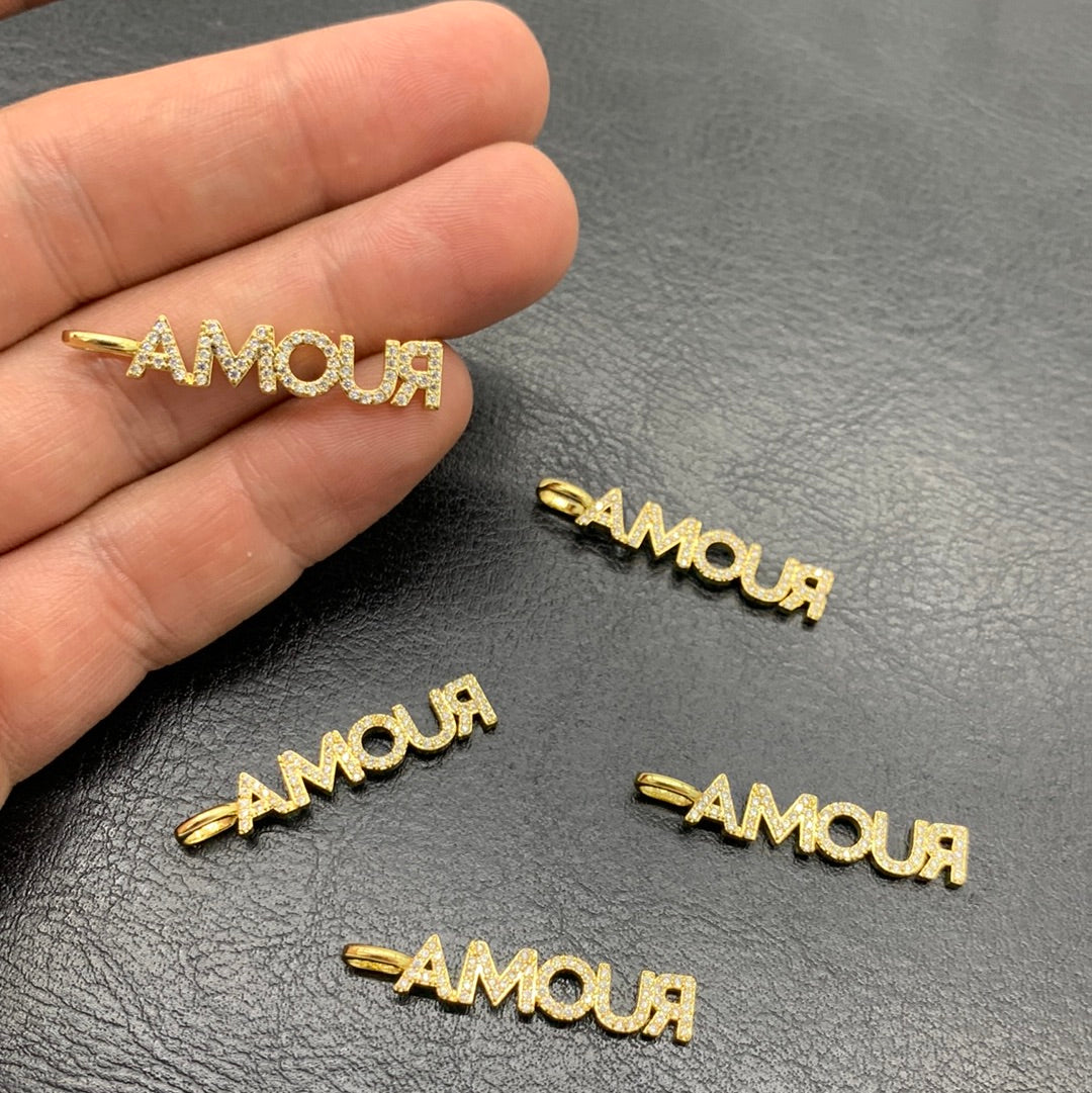 MC144 - COLGANTE AMOUR