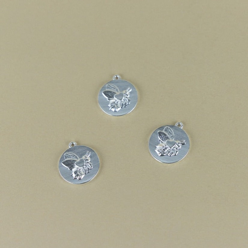 M13D - MEDALLA ABEJA