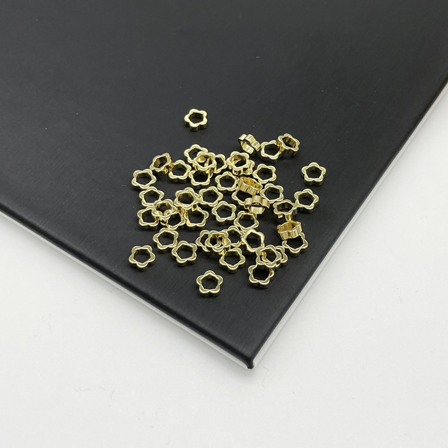 MOSTACILLA SEPARADOR 5 x 2 MM DORADAS