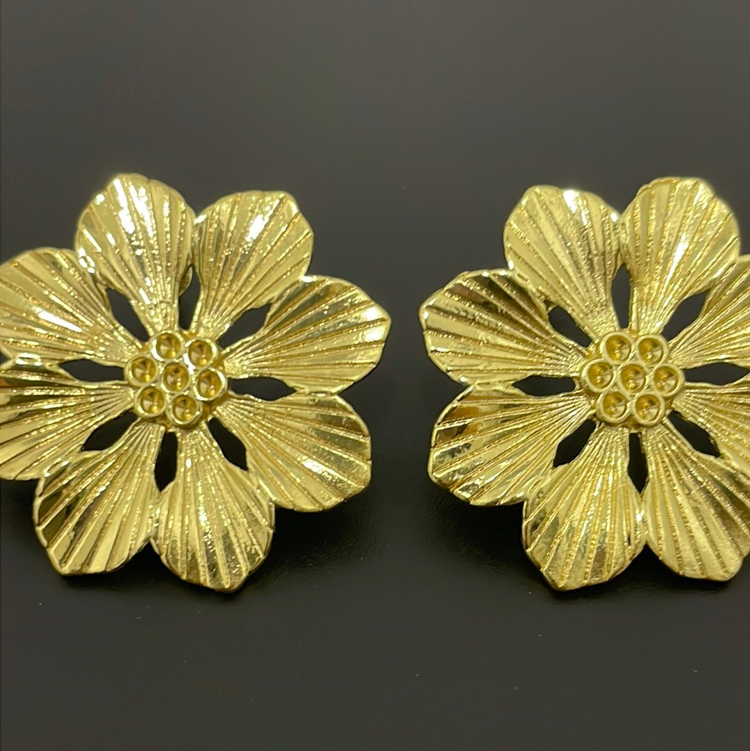 Maxi flower hoops