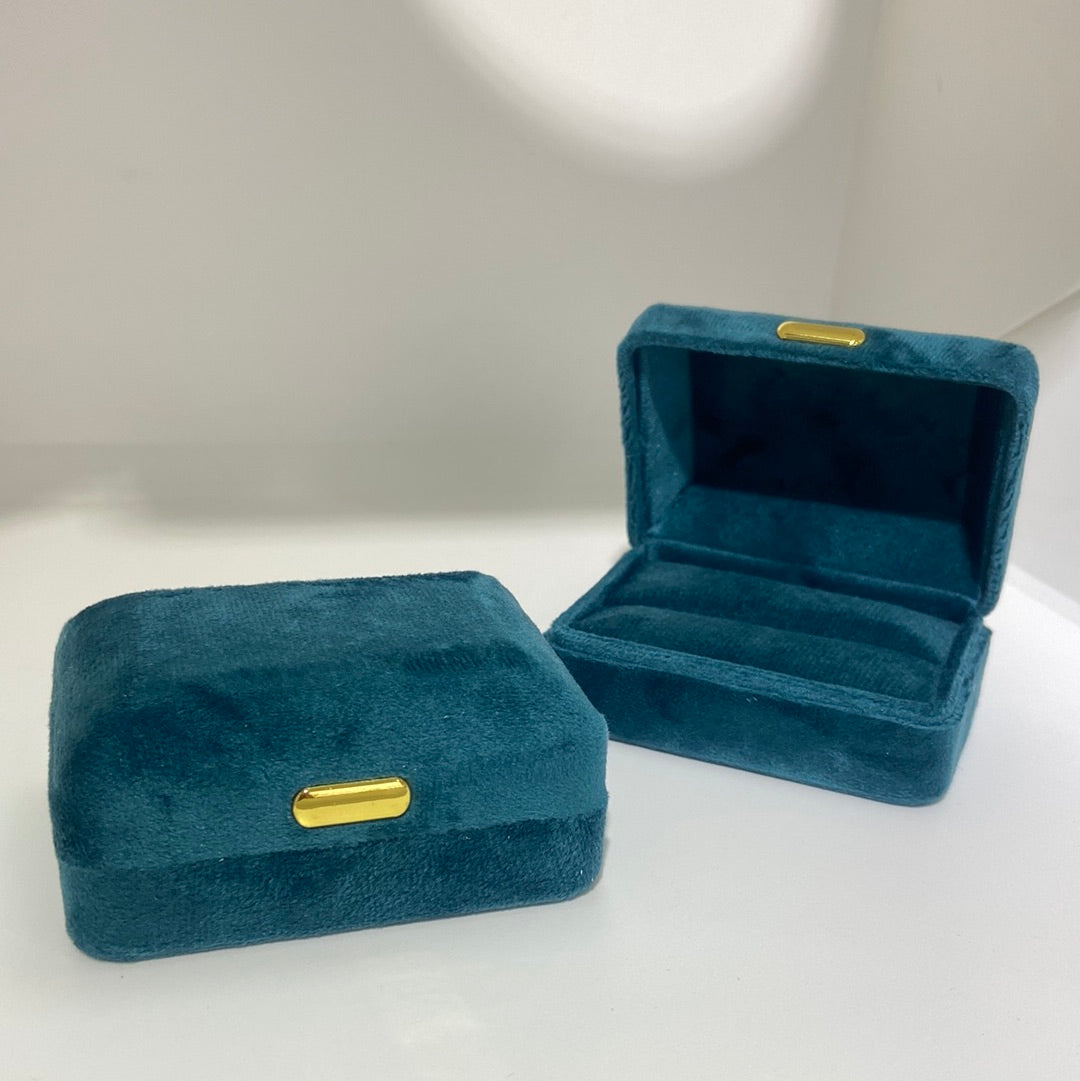 CAJA ARGOLLAS