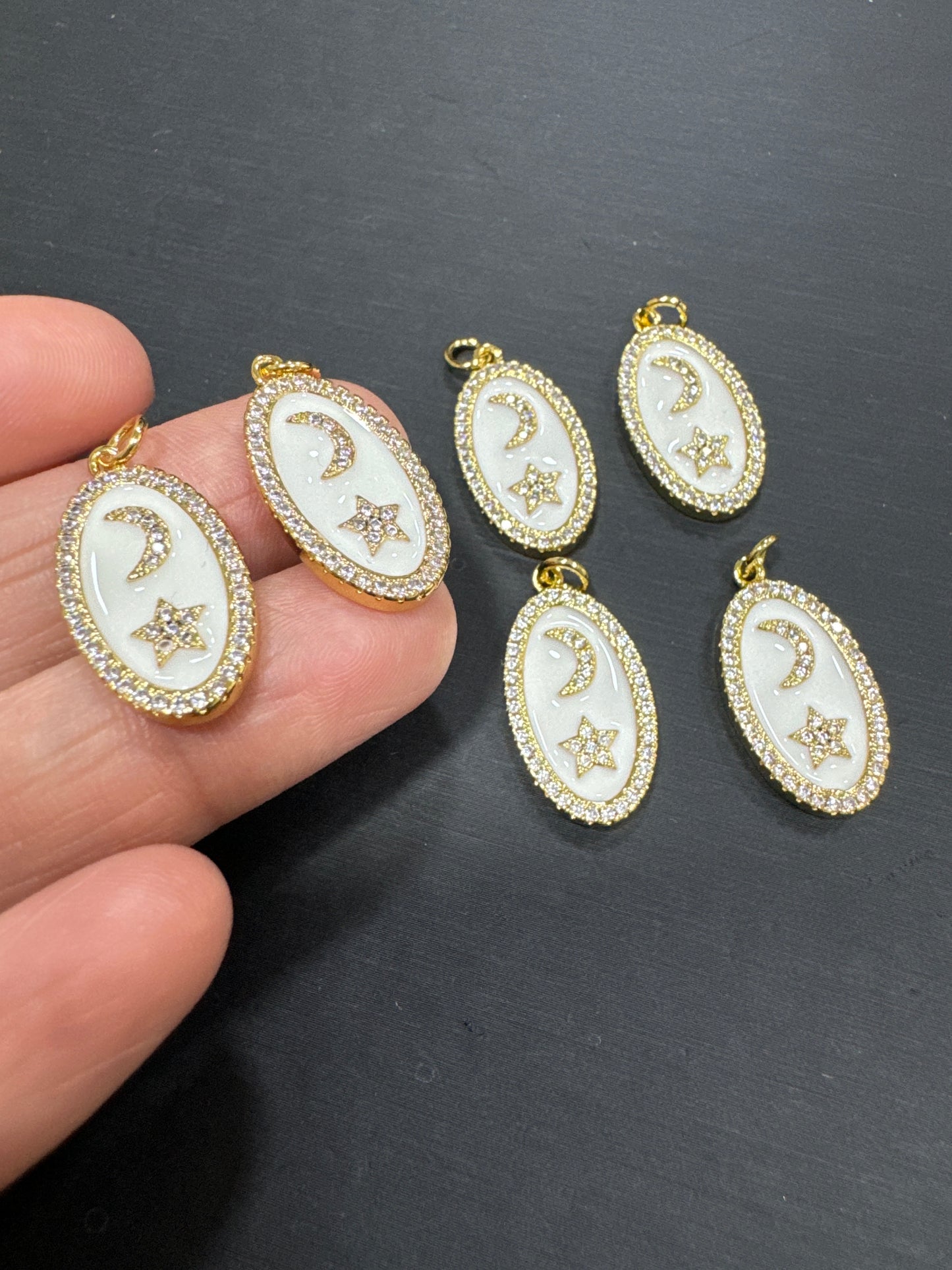 Medalla esmaltada luna estrella