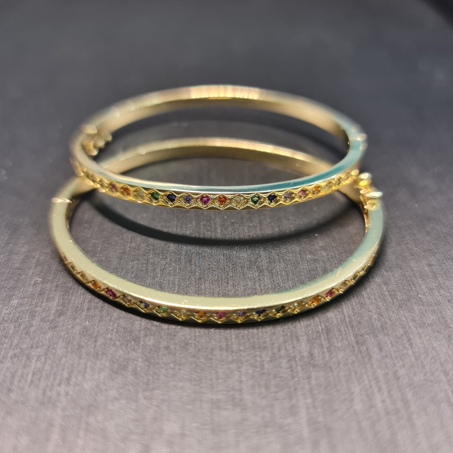 ESC.CIRCON COLORES ORO