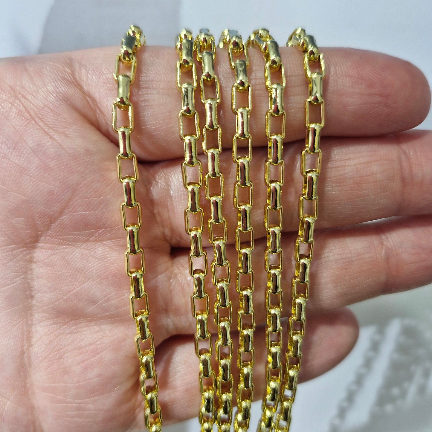 Cadena Plateada Eslabon Cuadrado Pequeño