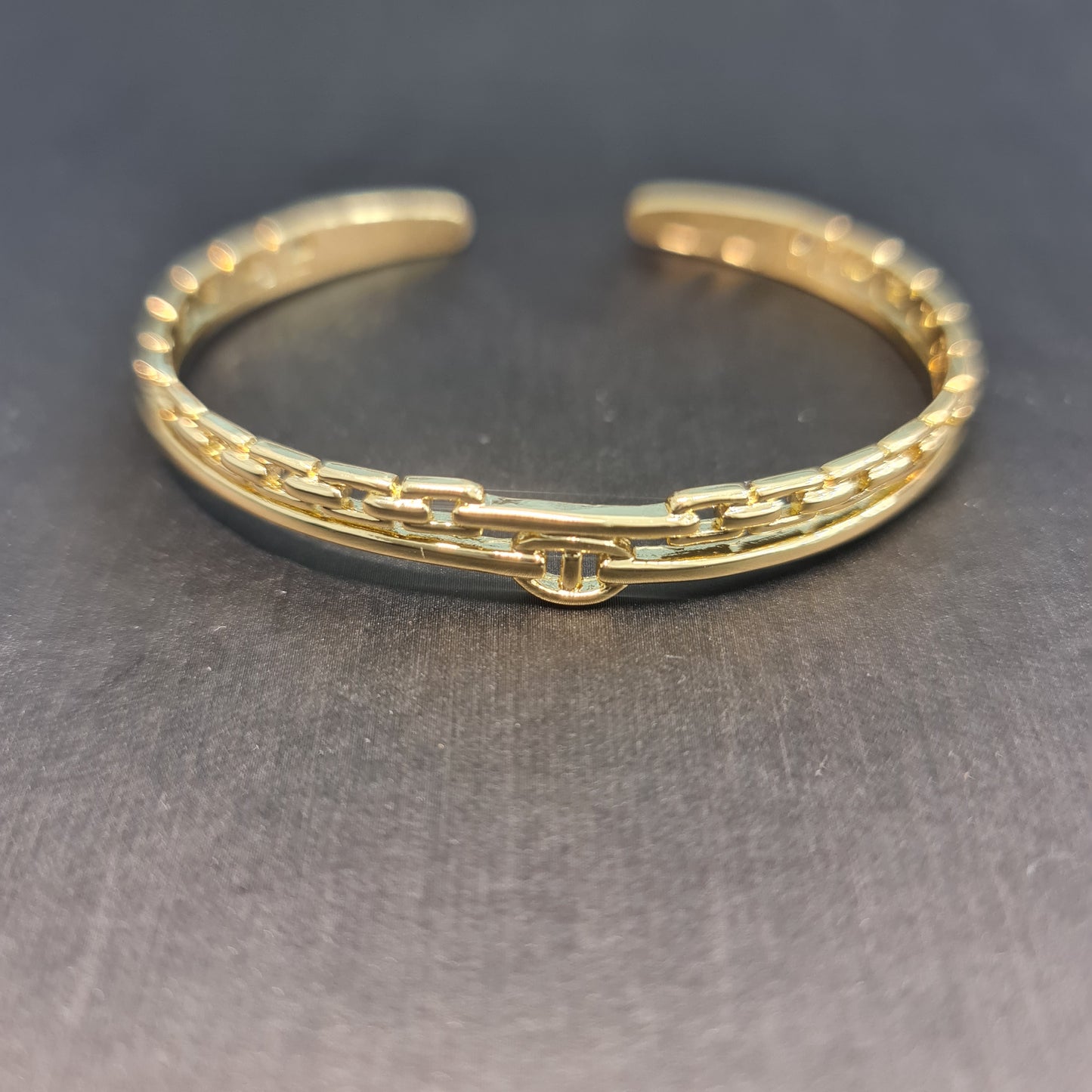 ESC. CADENA ORO