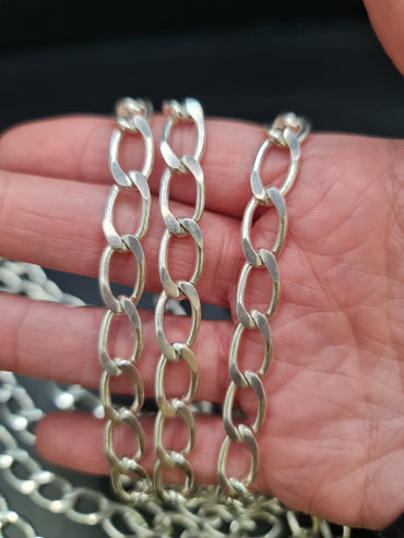 CADENA POR METRO PLATEADA- 08