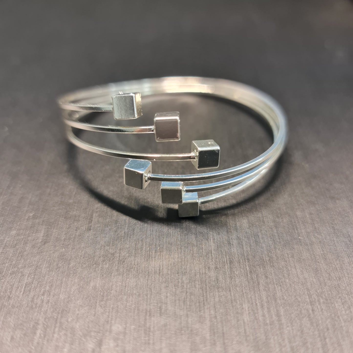 ESC. TRIPLE CUADRADO PLATA