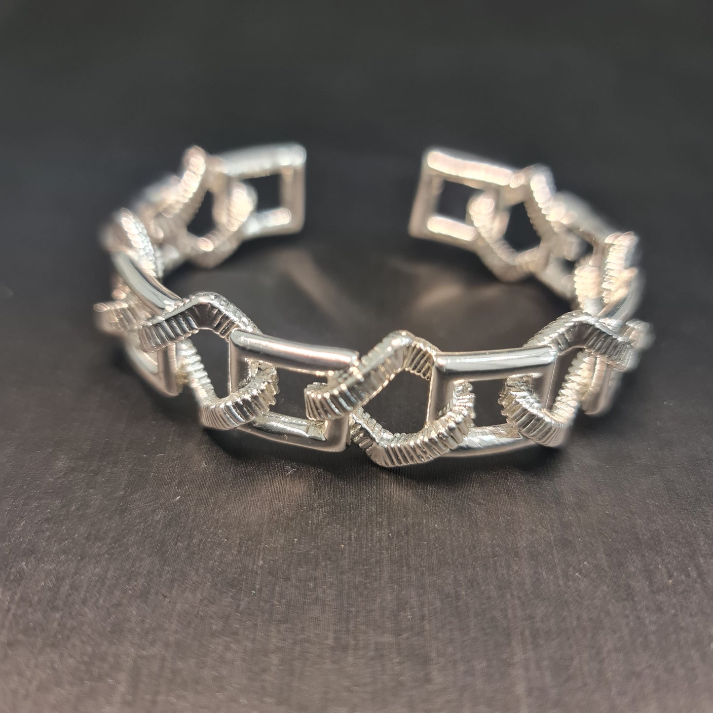 ESC. ESLABON CUADRADO PLATA