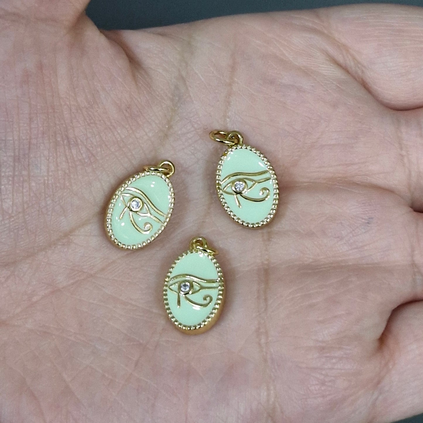 colgante ojo de horus con circon