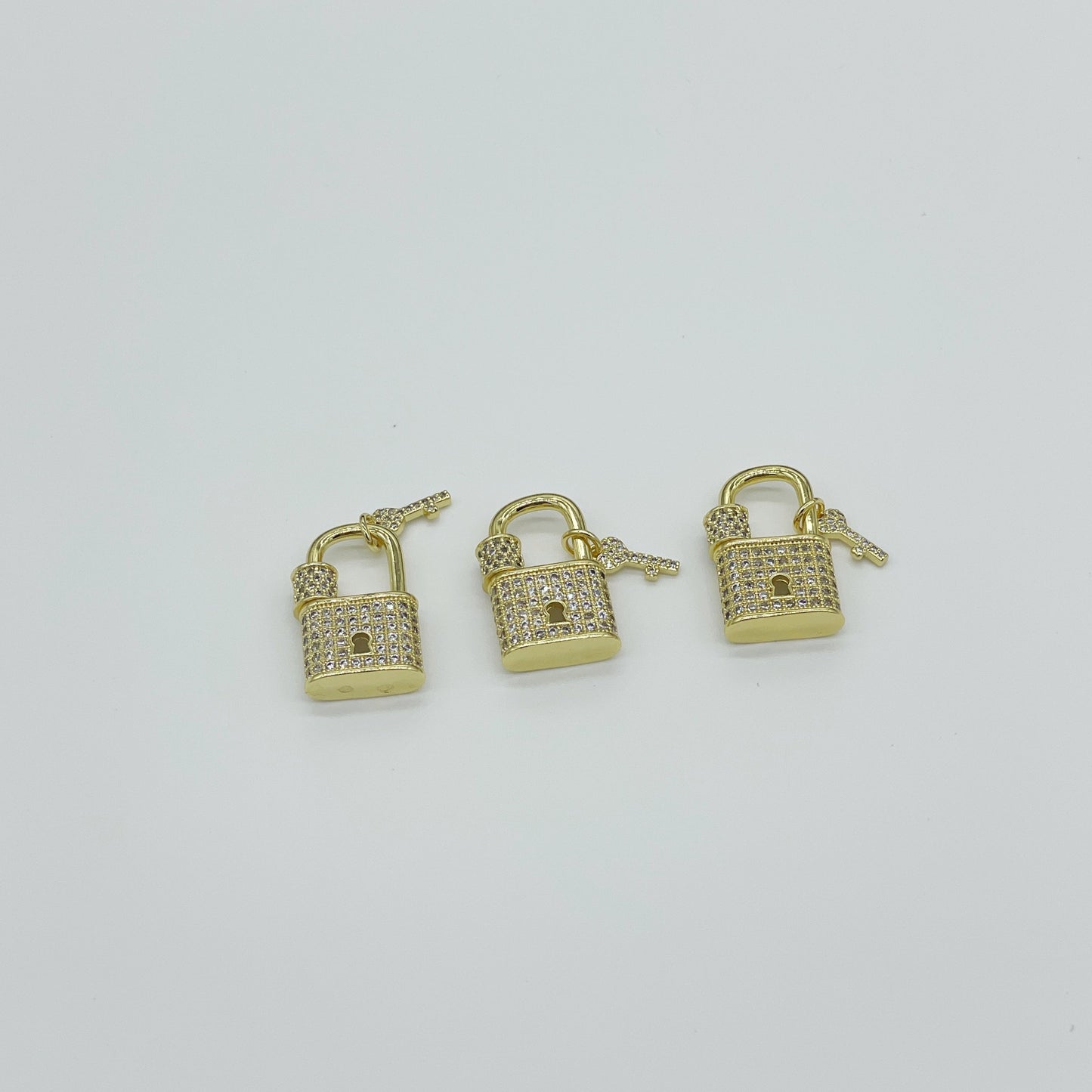 BR61D - BROCHE CON CIRCONES
