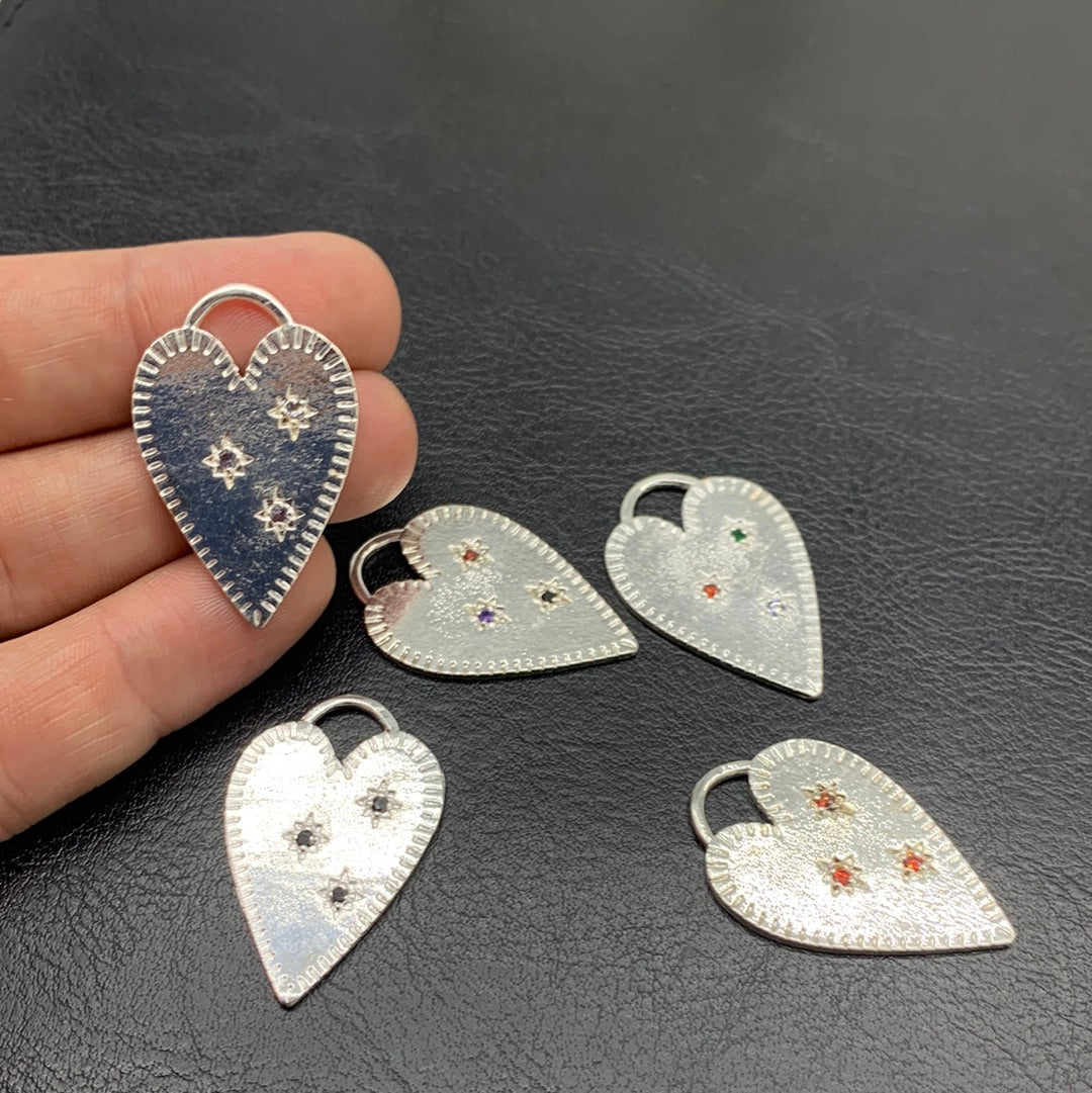 M72P - MAXI COLGANTE CORAZÓN CON CIRCONES