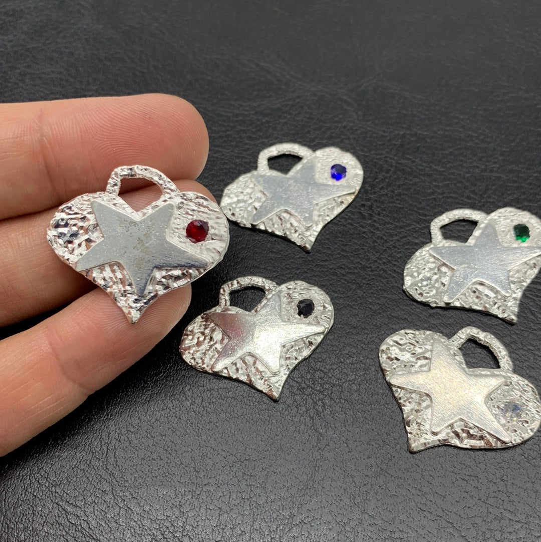 M74P - MAXI HEART MEDAL WITH ZIRCON