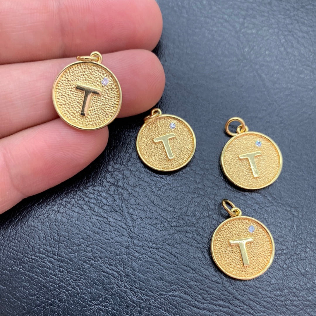 MLD11 - MEDALLA LETRA CON CIRCON