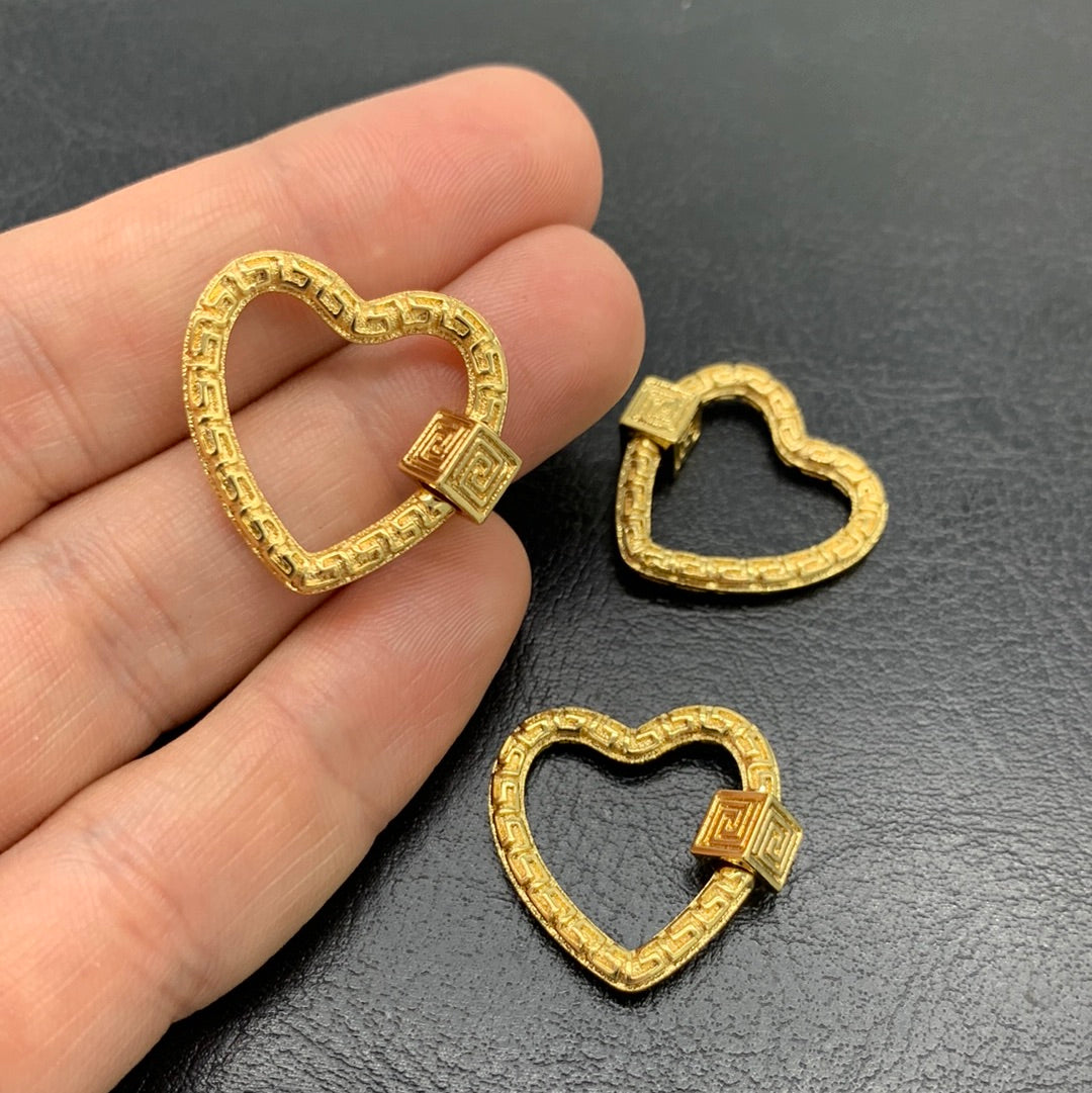 BR22D - MAXI BROCHE CORAZON