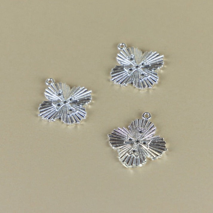 M134P - CROSS MEDAL WITH ZIRCONS