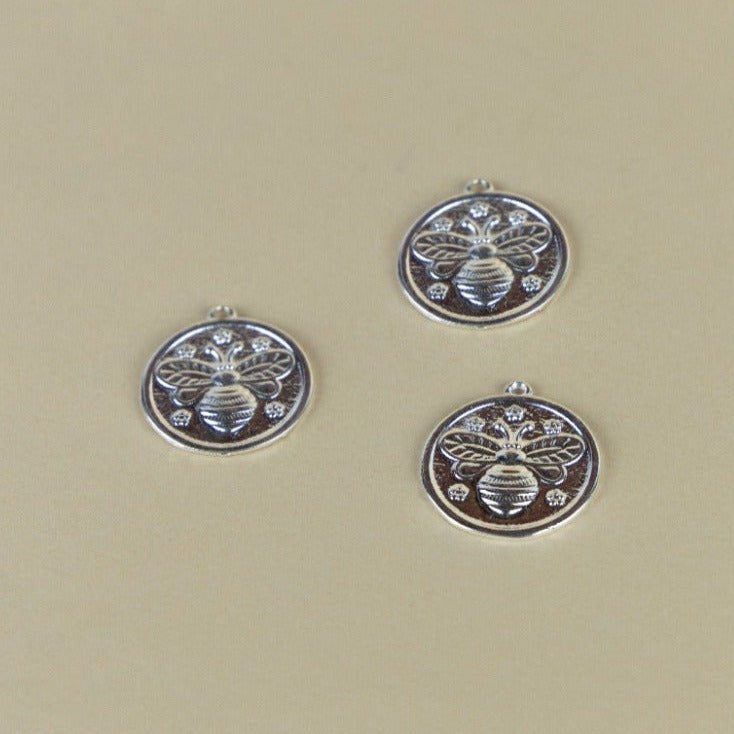 M08D - MEDALLA ABEJA